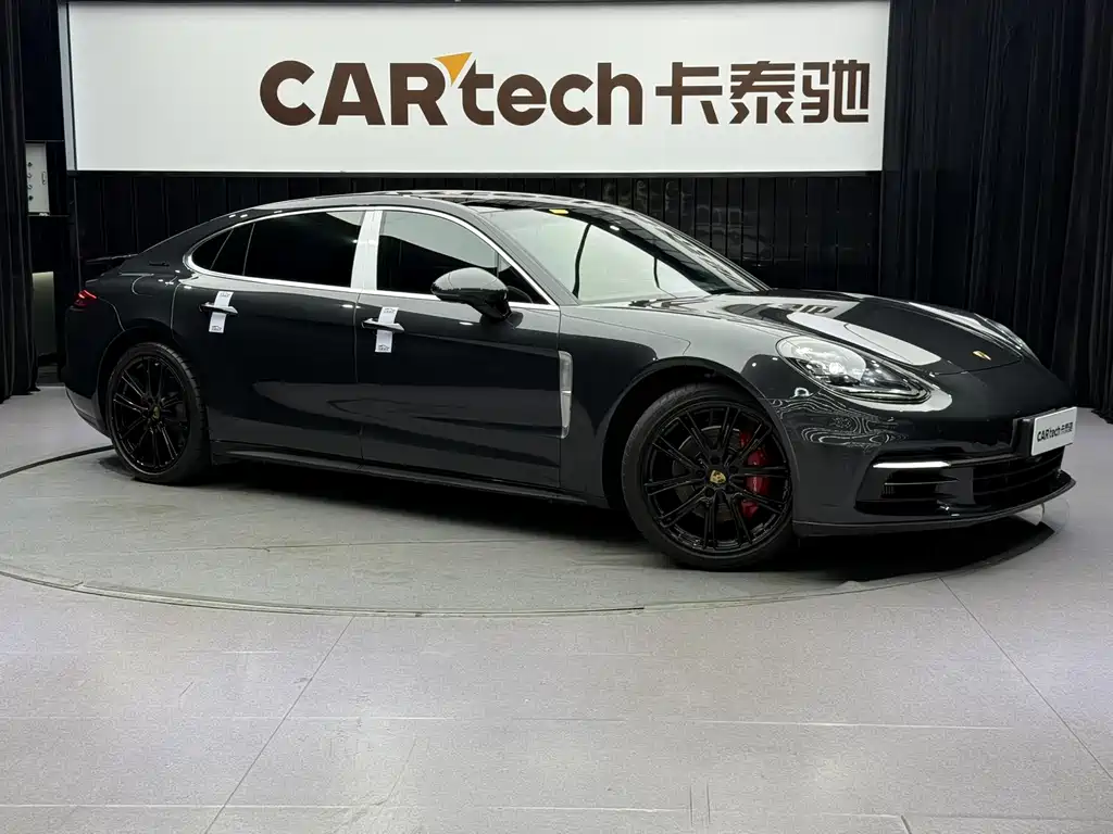 Porsche Panamera 2019 — фото 2