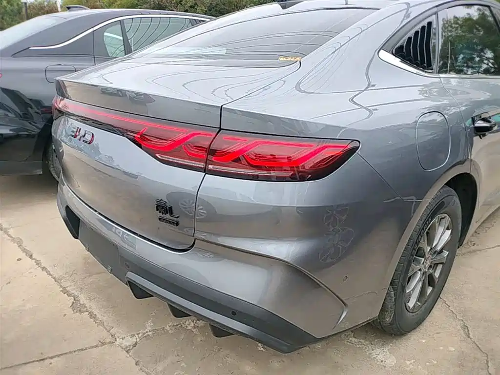 BYD Qin L 2025 — фото 8