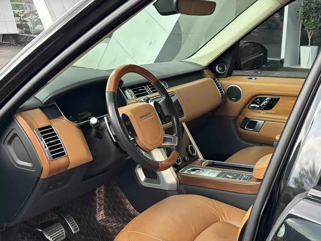 Land Rover Range Rover 2020 — фото 4