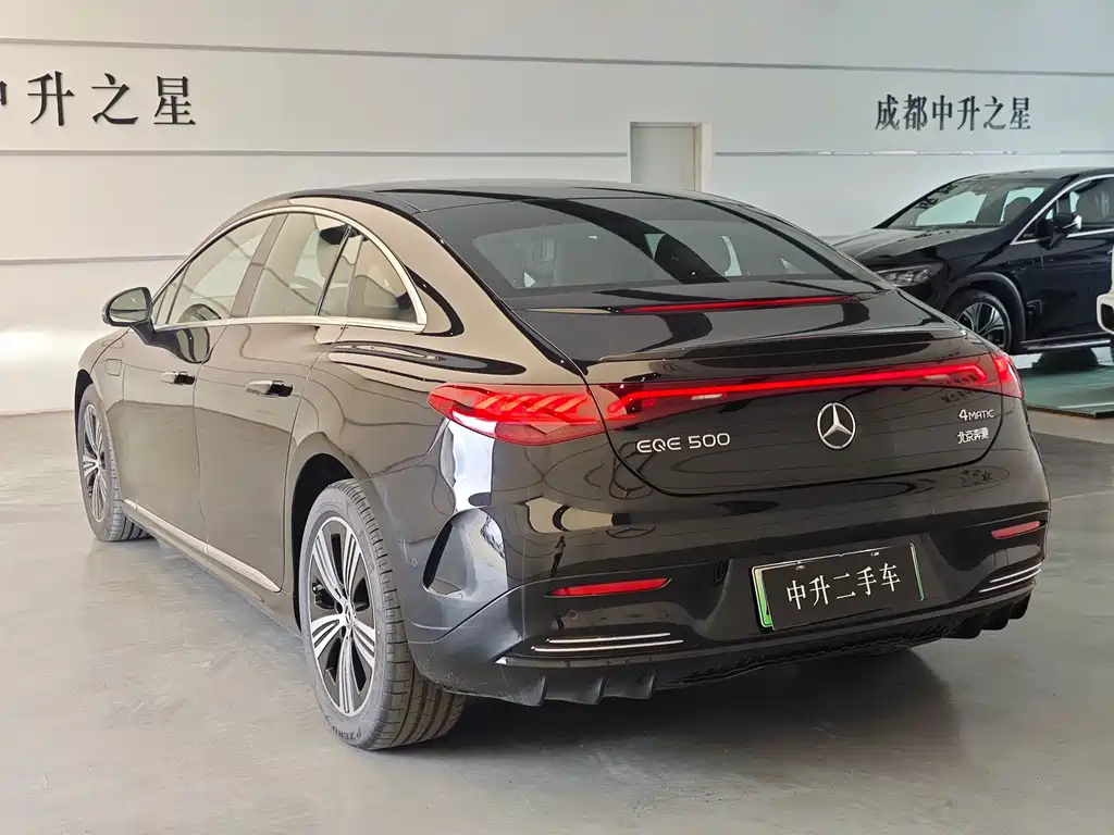 Mercedes-Benz EQE 2025
