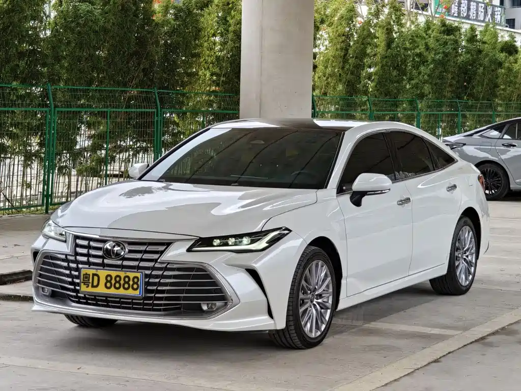 Toyota Avalon 2025 — фото 2