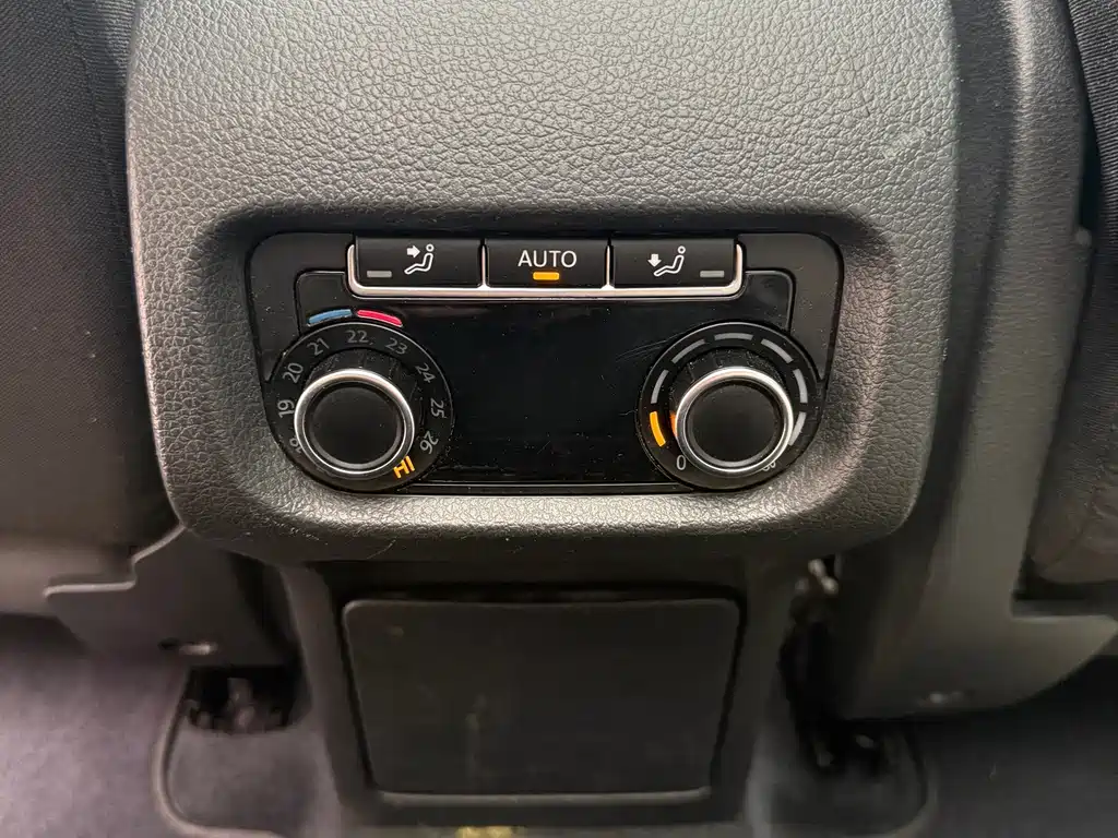 Volkswagen Sharan 2017 — фото 8