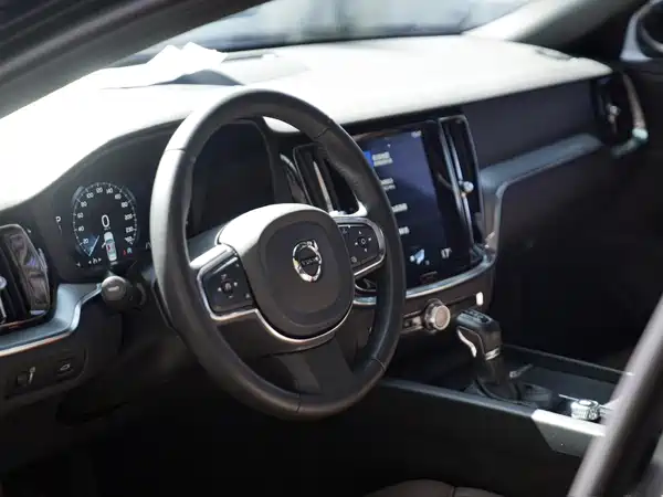 Volvo S60 2020