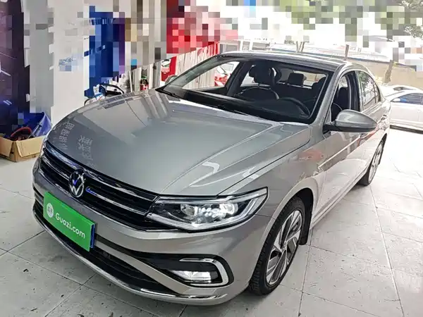 Volkswagen Bora 2023