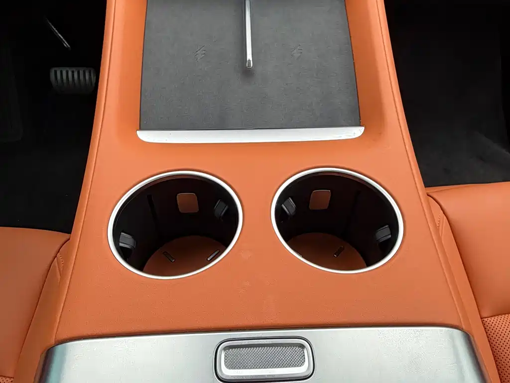Xiaomi YU7 2025 — фото 13