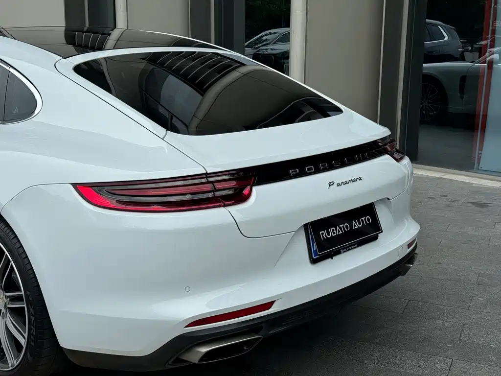 Porsche Panamera 2021 — фото 9