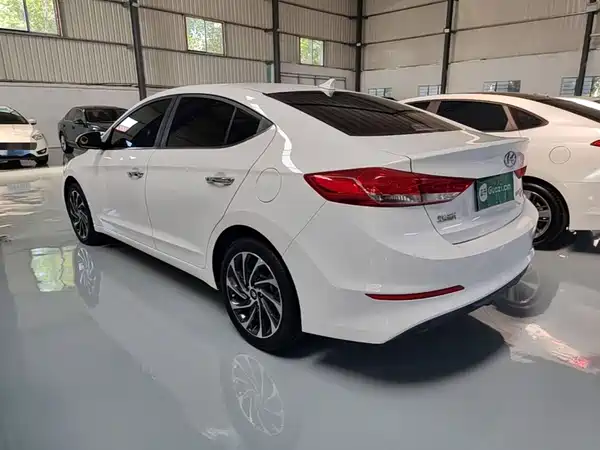 Hyundai Celesta 2020