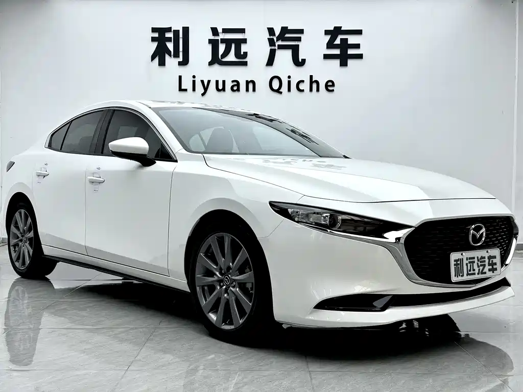 Mazda 3 Axela 2021 — фото 3