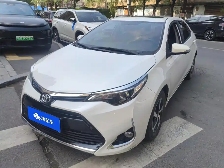 Toyota Levin 2018 — фото 1