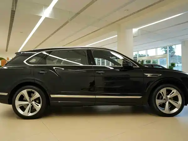 Bentley Bentayga 2025