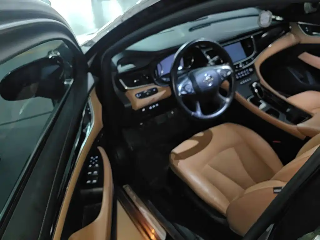 Buick LaCrosse 2017 — фото 16