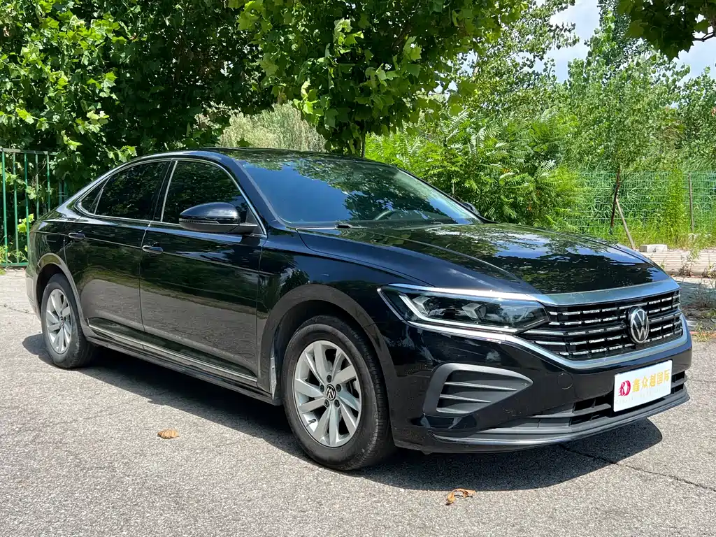 Volkswagen Passat 2022