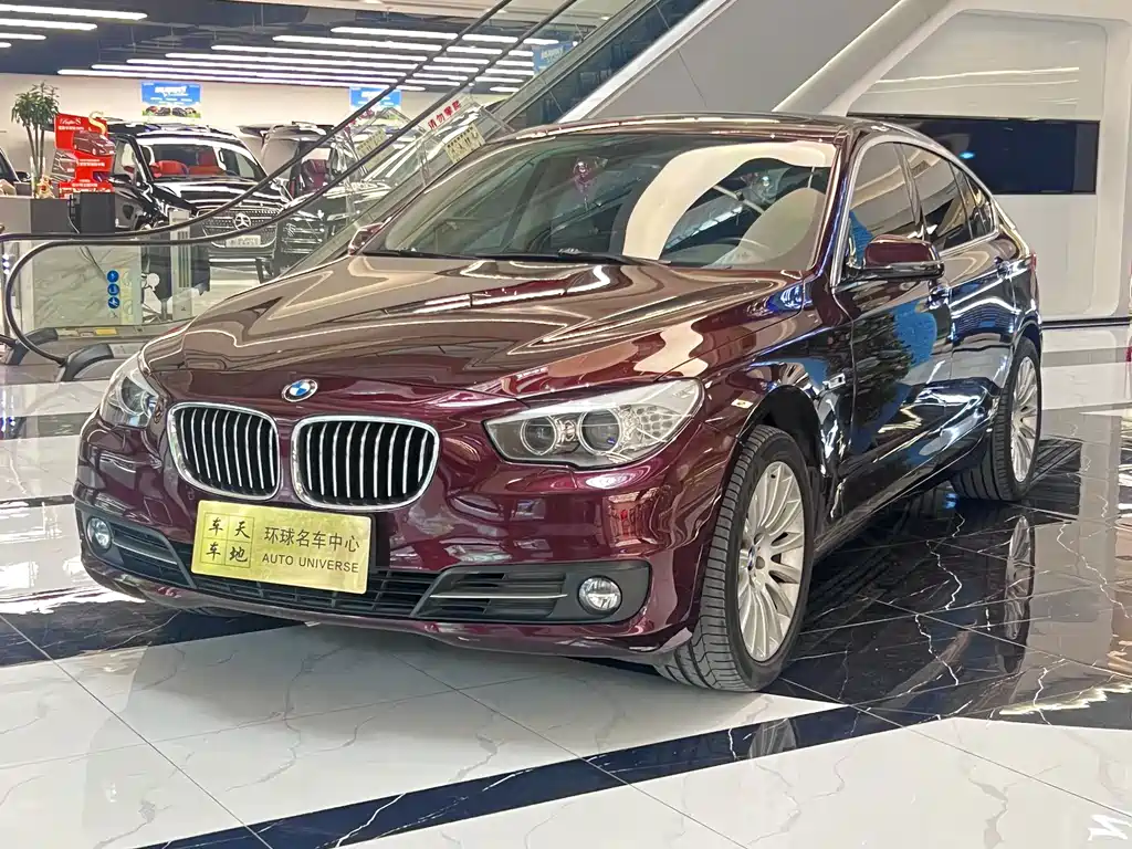 BMW 5 Series GT 2018 — фото 1