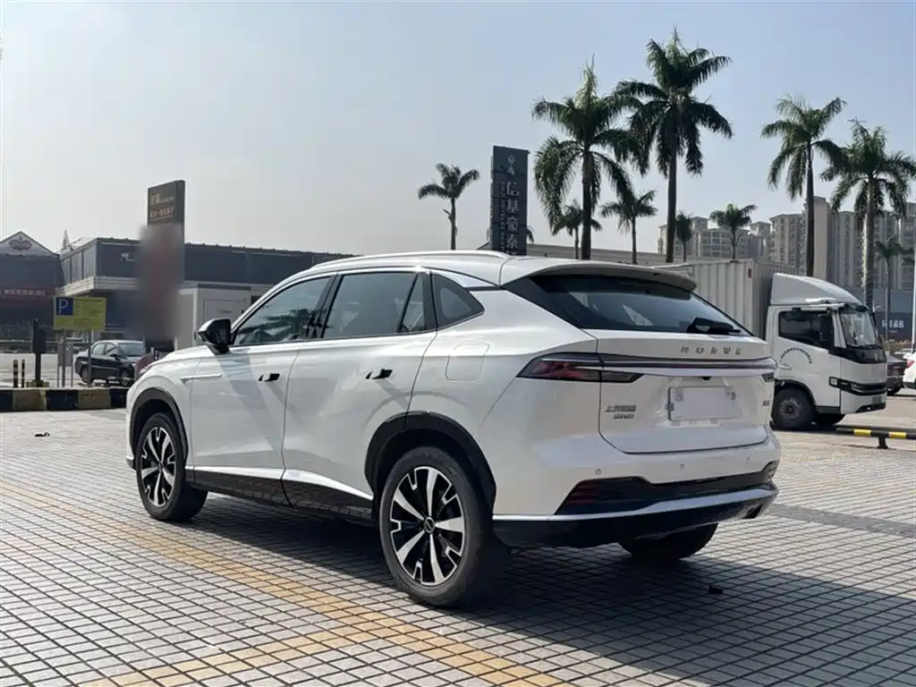 Roewe D5X DMH 2024 — фото 20