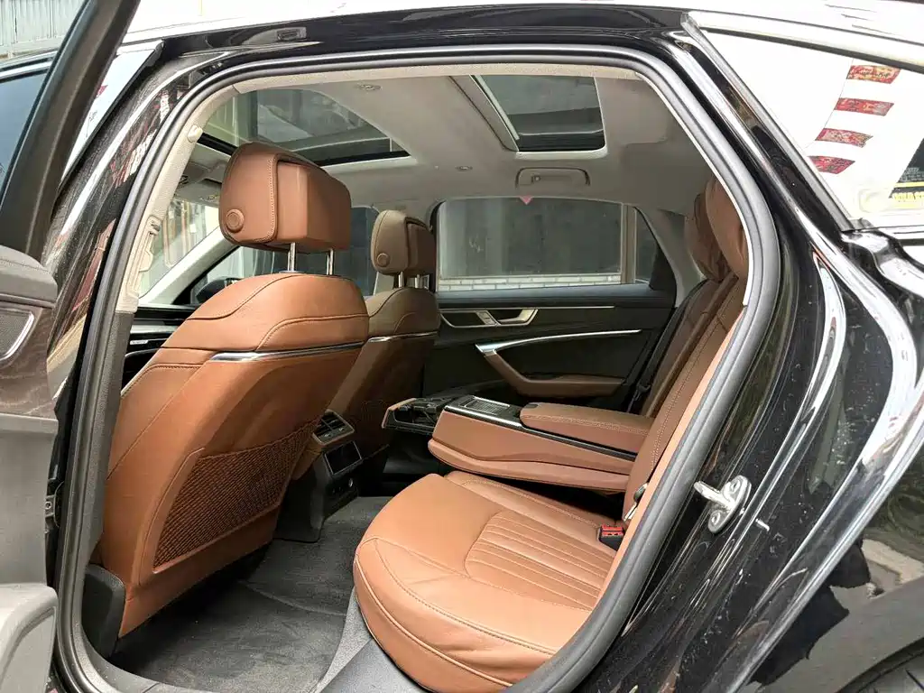 Audi A6L 2022