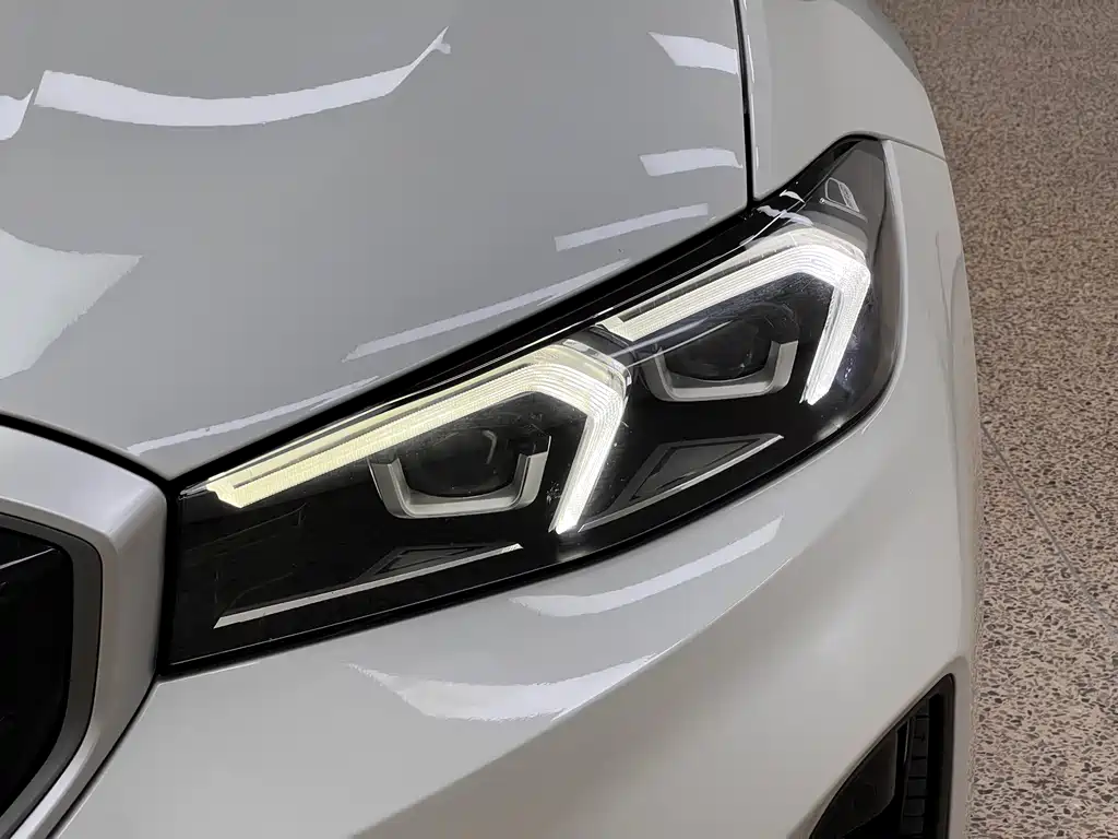 BMW i3 2023 — фото 8