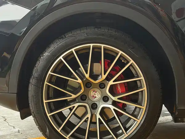 Porsche Cayenne 2020