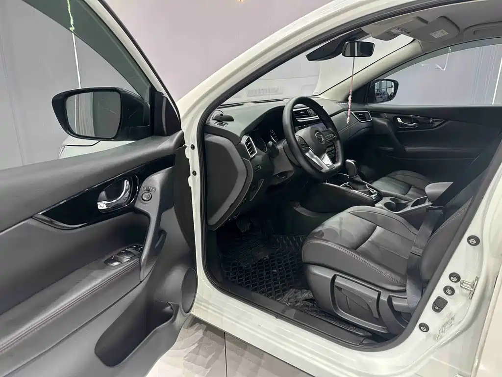 Nissan Qashqai 2023 — фото 11