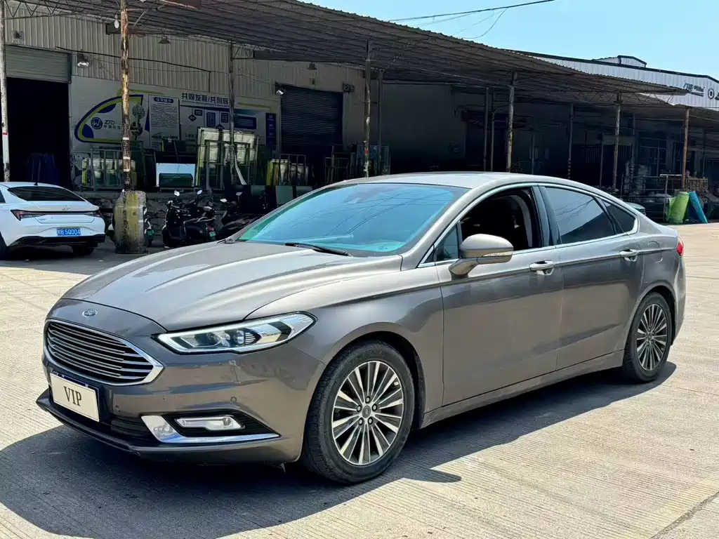 Ford Mondeo 2017 — фото 1
