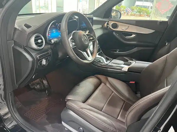 Mercedes-Benz GLC 2022