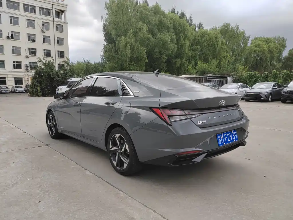 Hyundai Elantra 2020