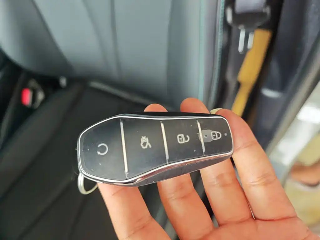BYD Seal 05 DM-i 2025 — фото 9