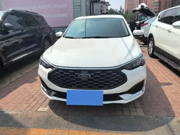 Ford Escort 2022