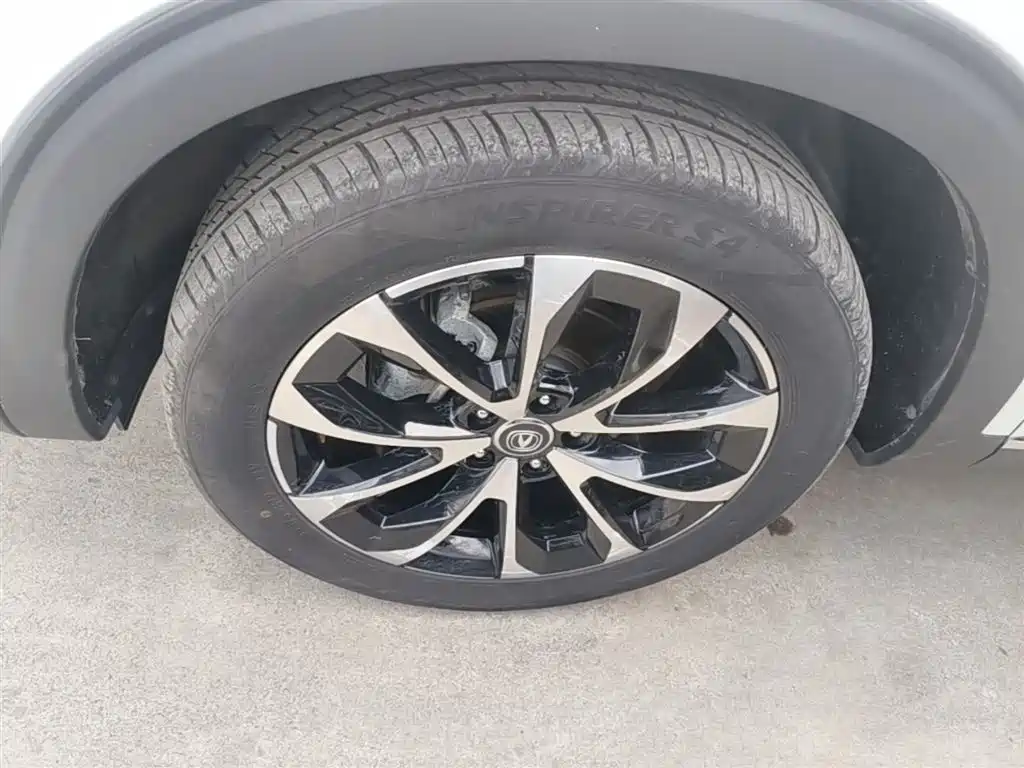 Changan CS85 COUPE 2020 — фото 23