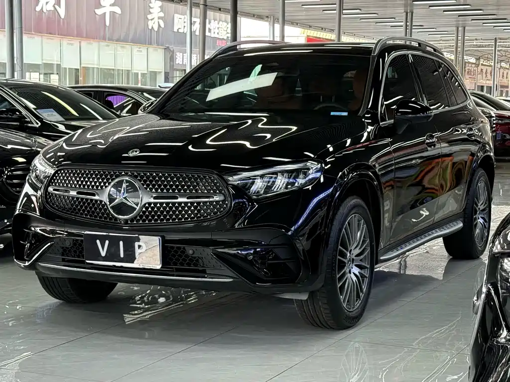 Mercedes-Benz GLC 2025 — фото 1
