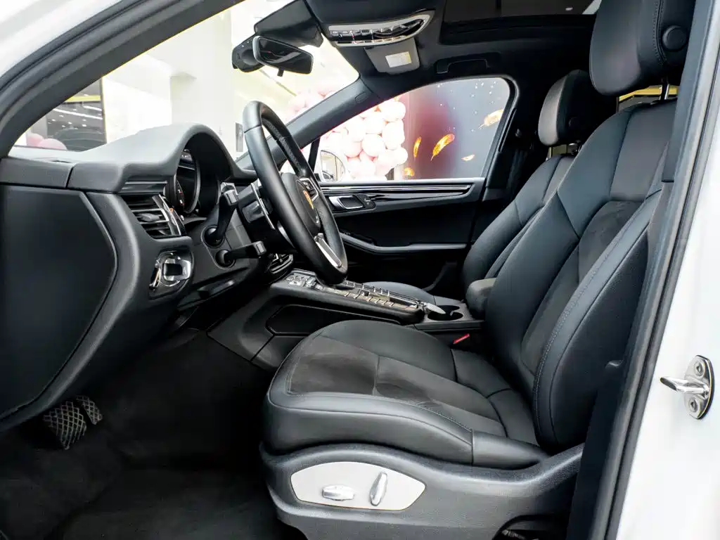 Porsche Macan 2021 — фото 25