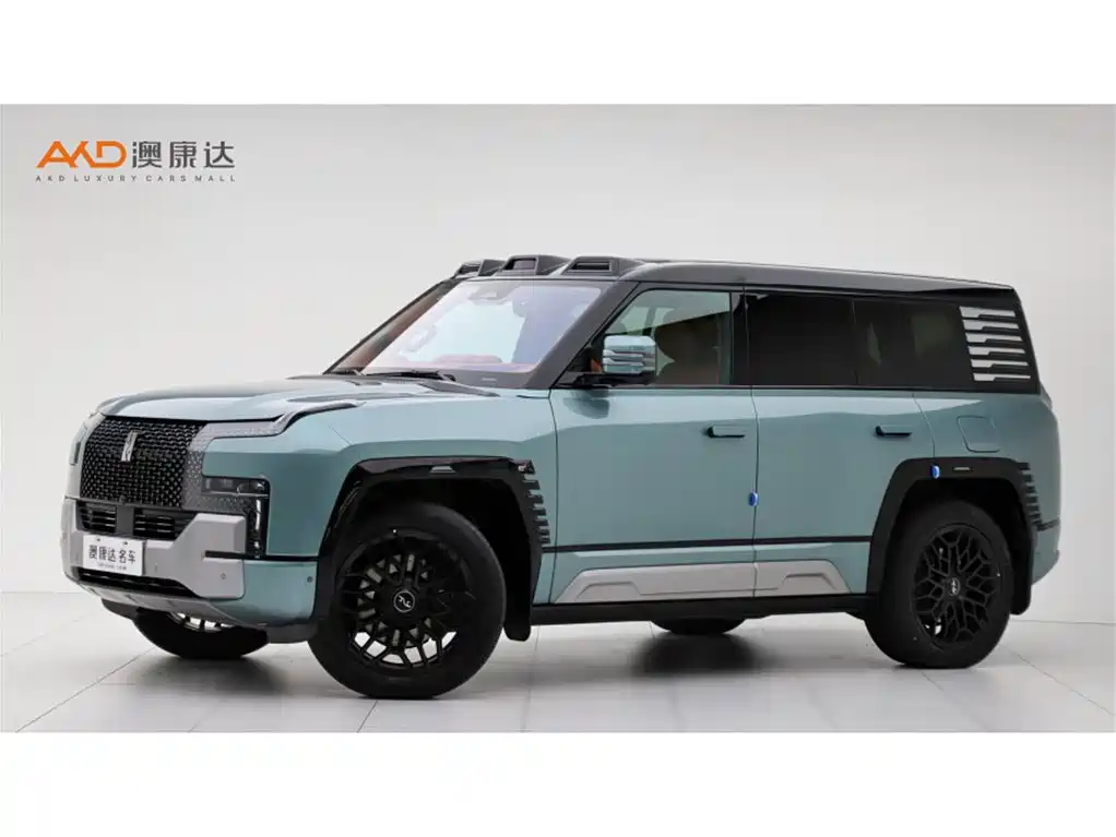 Yangwang U8 2024
