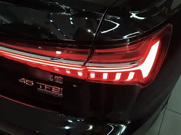Audi A6L 2021