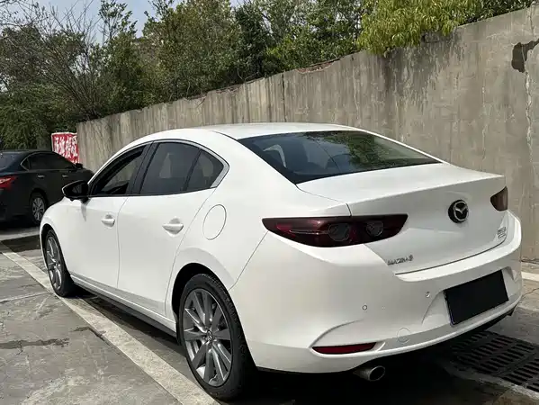 Mazda 3 Axela 2021