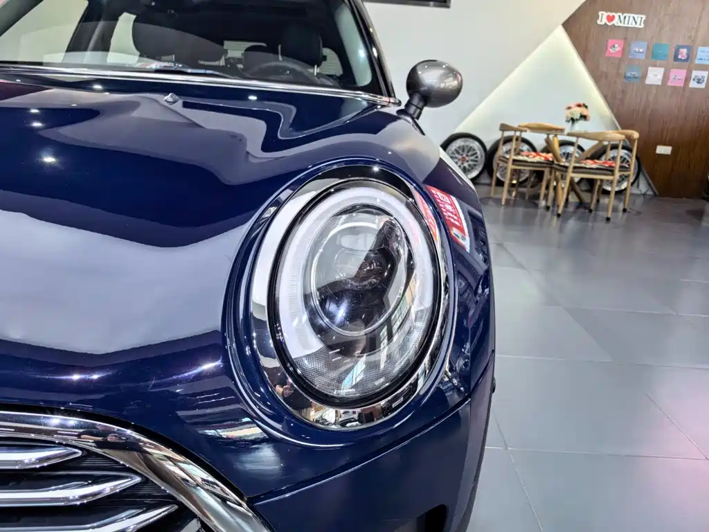 MINI Clubman 2019 — фото 18