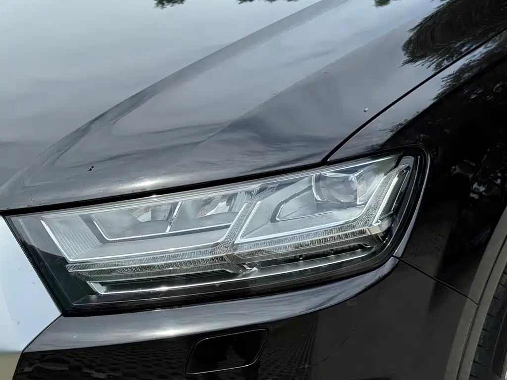 Audi Q7 2018 — фото 16