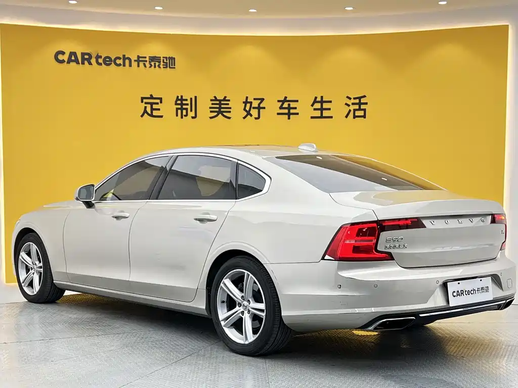 Volvo S90 2018 — фото 26