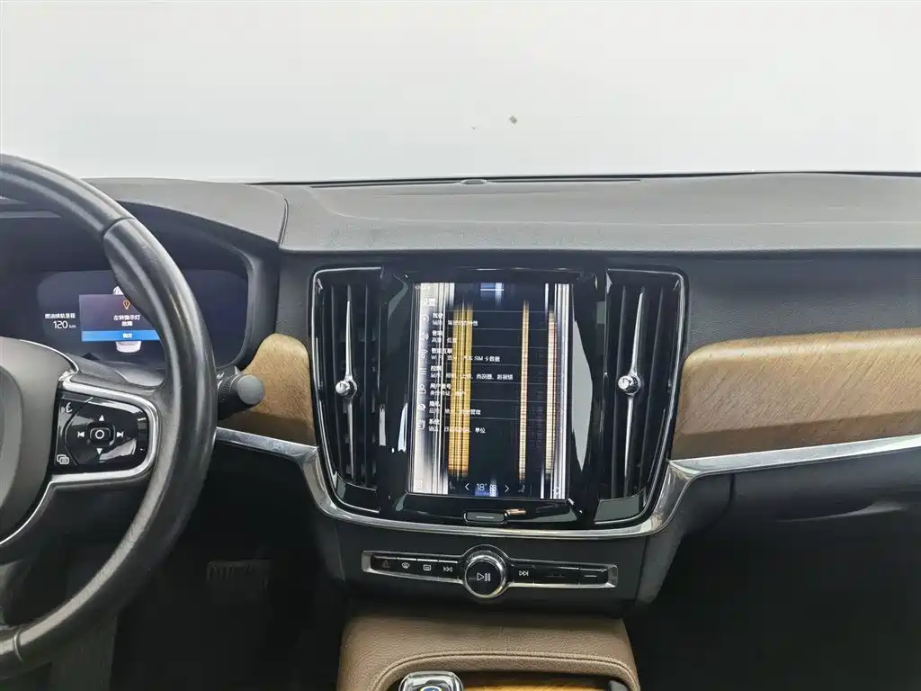 Volvo S90 2021 — фото 12