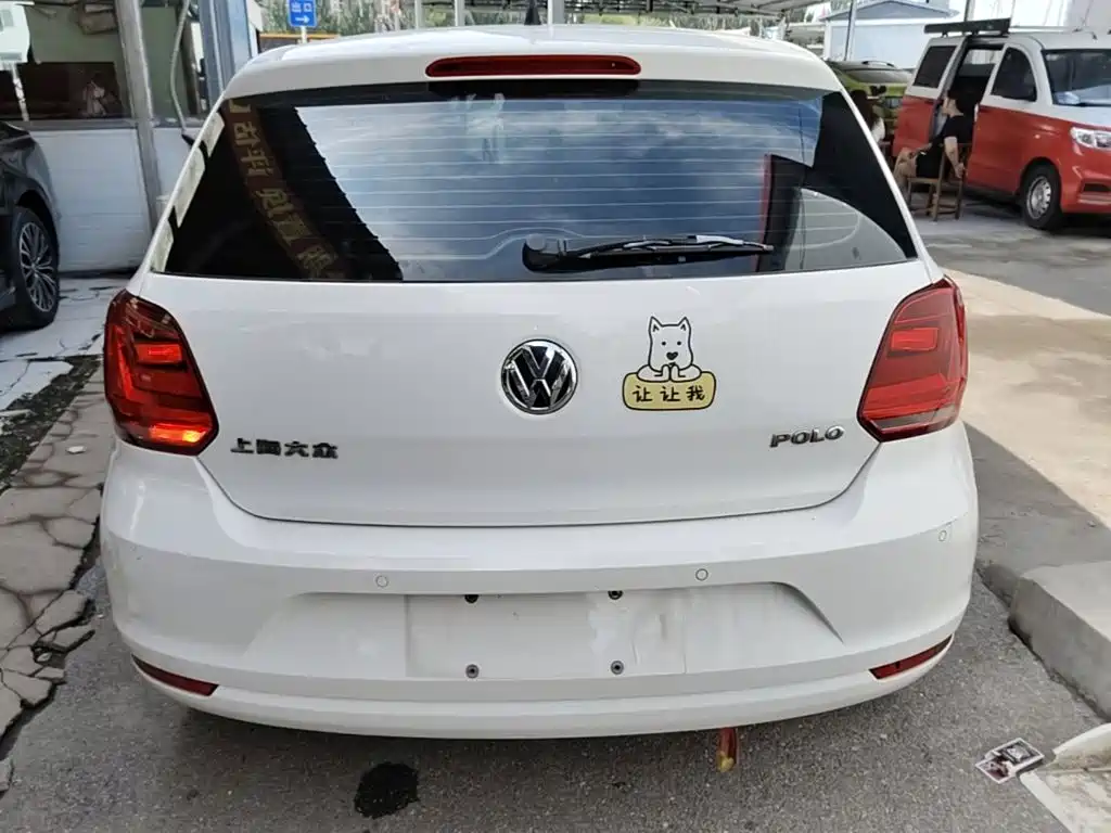 Volkswagen Polo 2015