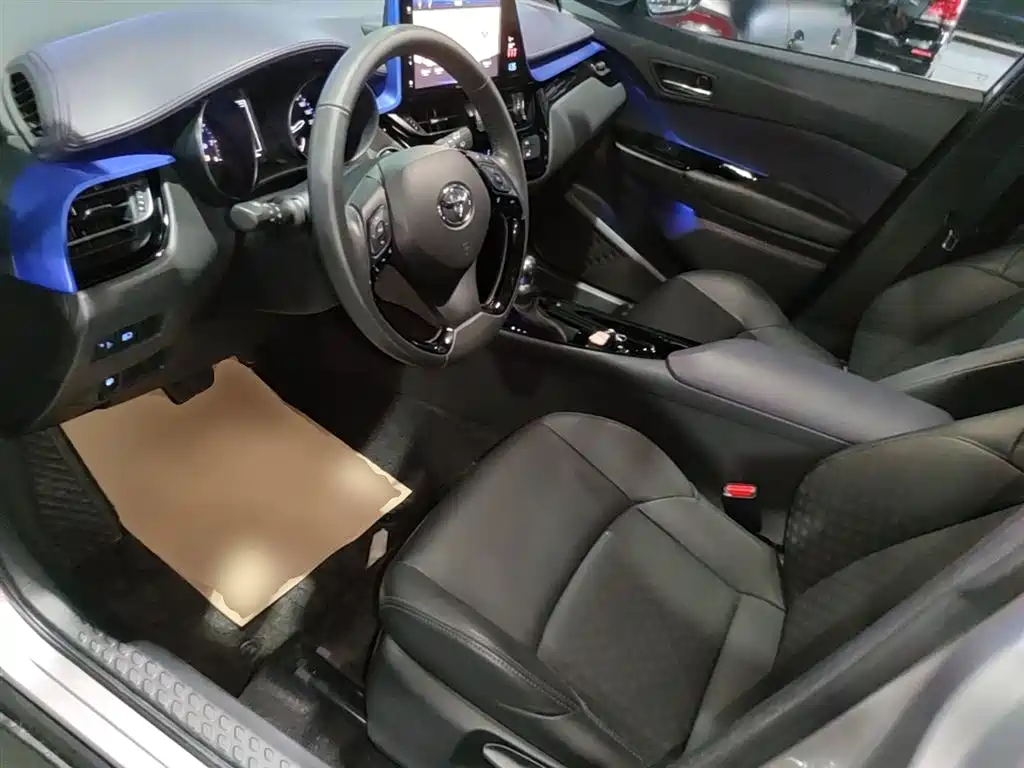 Toyota IZOA 2019 — фото 15