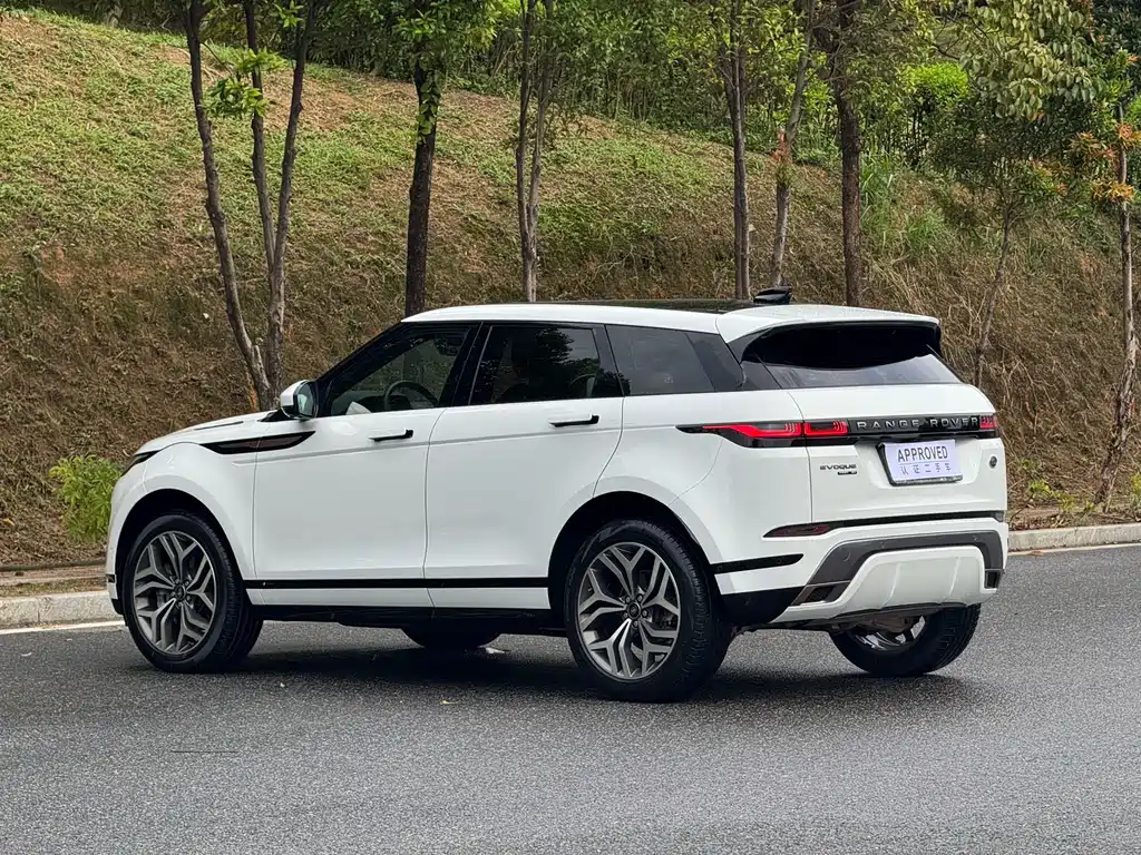 Land Rover Evoque 2020 — фото 7