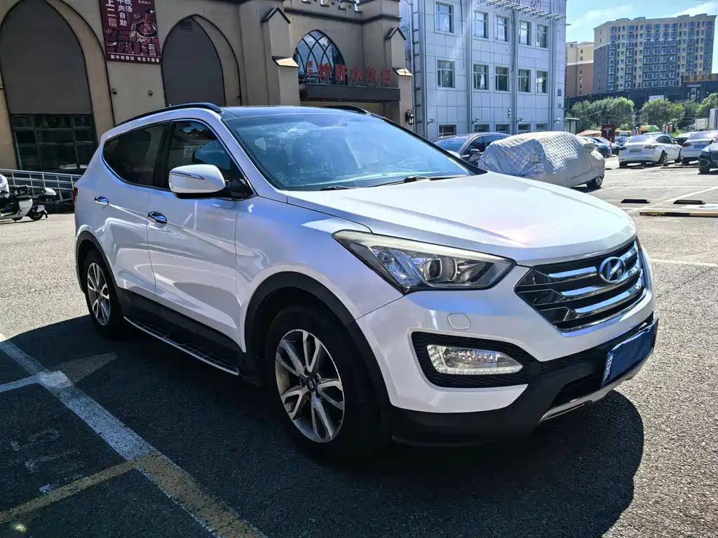 Hyundai Santa Fe 2015 — фото 3