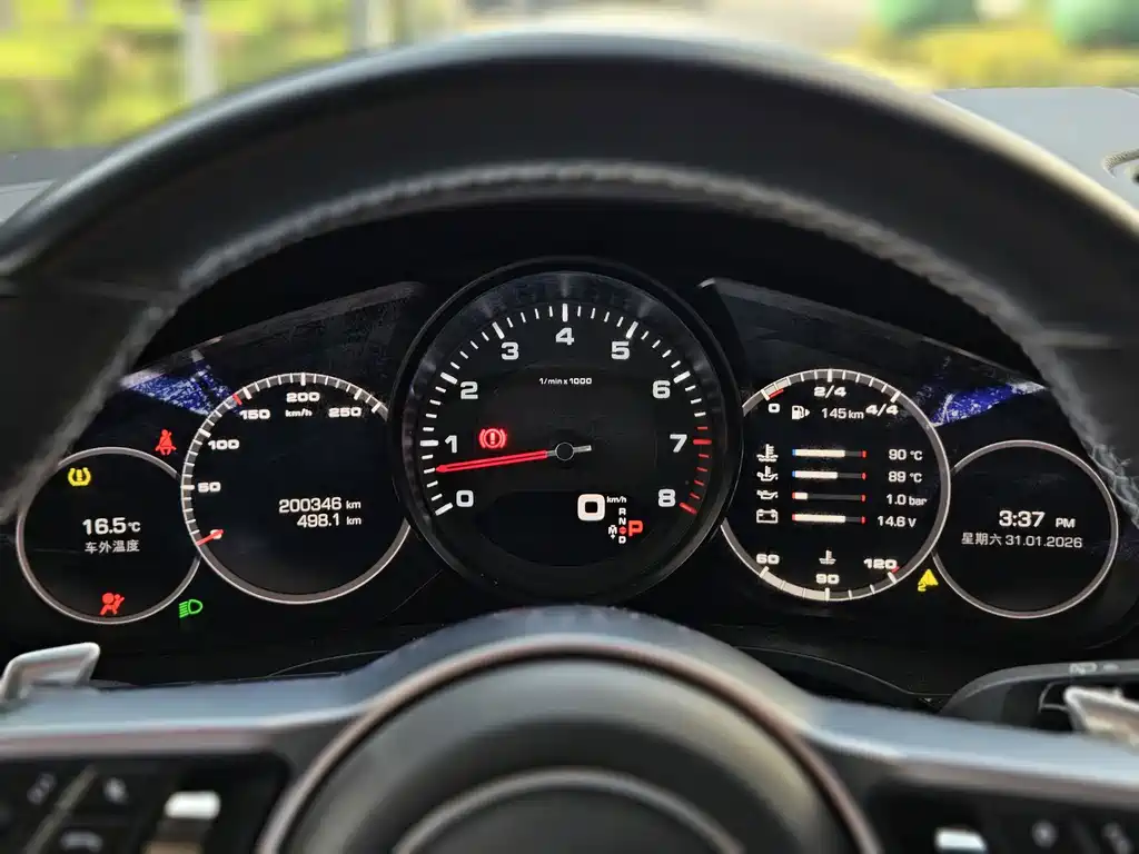 Porsche Cayenne 2018 — фото 12