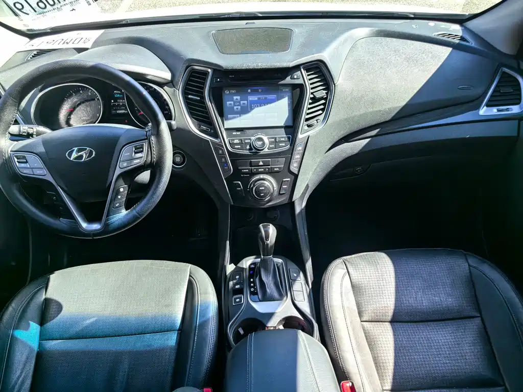 Hyundai Santa Fe 2015 — фото 19