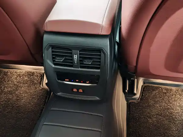 BMW 3 Series 2025