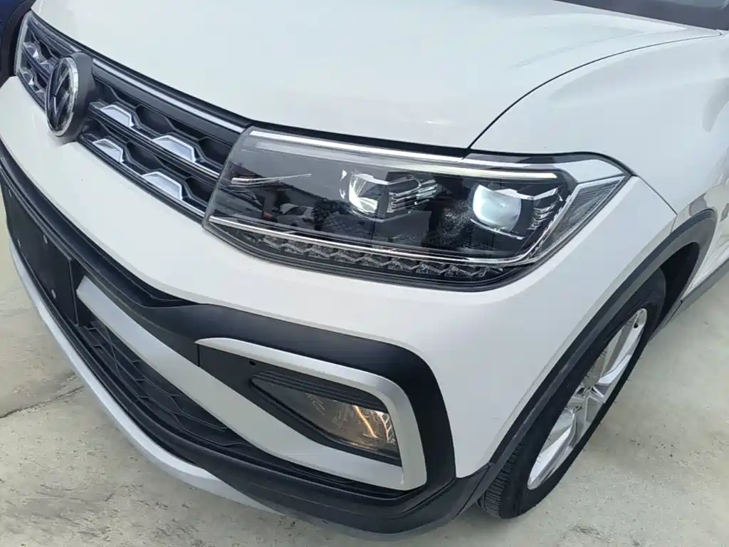 Volkswagen T-Cross 2019 — фото 24