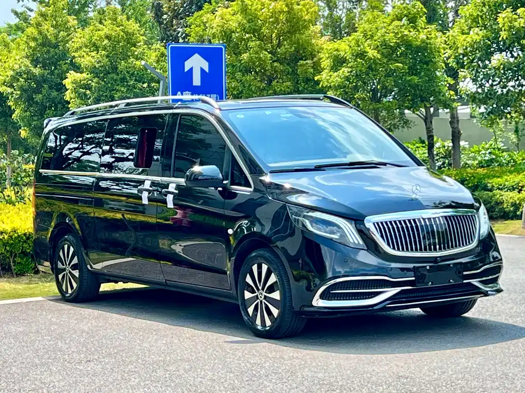 Mercedes-Benz Vito 2023 — фото 3