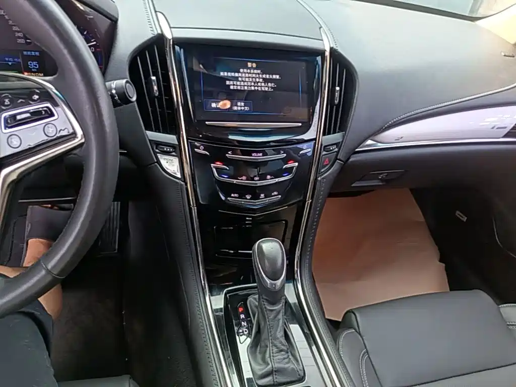 Cadillac ATS-L 2016 — фото 13