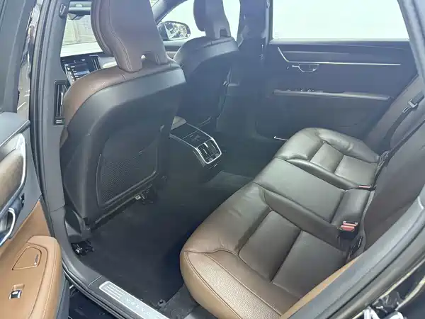 Volvo S90 2020