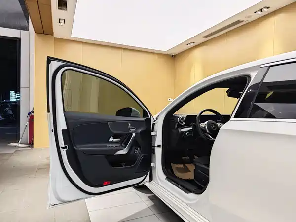 Mercedes-Benz A-Class 2021