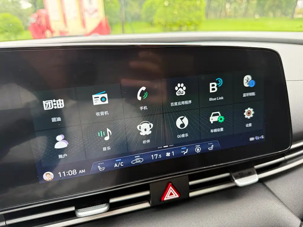 Hyundai Elantra 2022 — фото 24